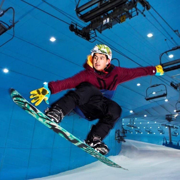 2-hour or full-day ski session at Ski Dubai